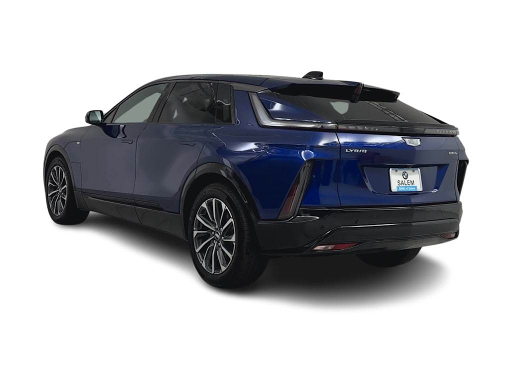 Thumbnail: 2024 Cadillac Lyriq - 4