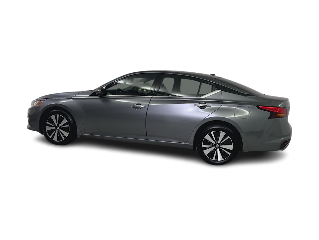 Thumbnail: 2019 Nissan Altima - 3