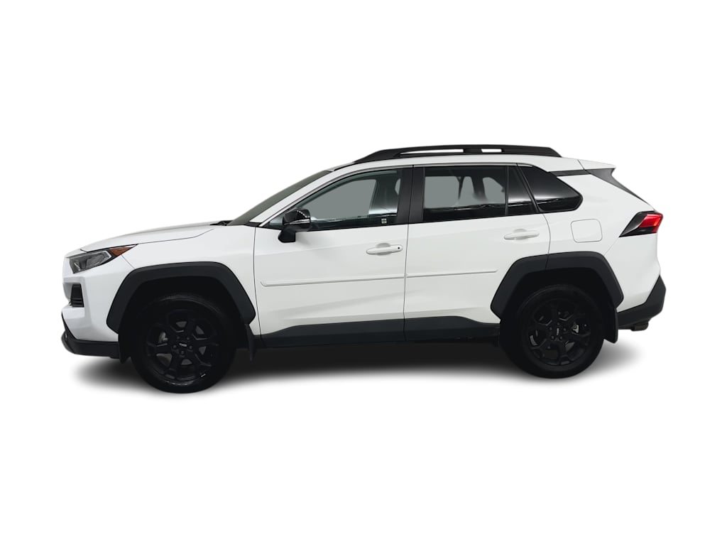 Thumbnail: 2021 Toyota RAV4 - 3