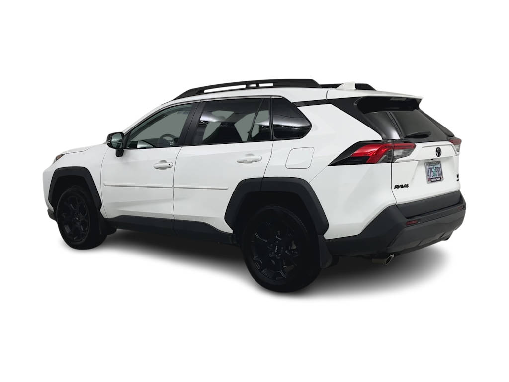 Thumbnail: 2021 Toyota RAV4 - 4
