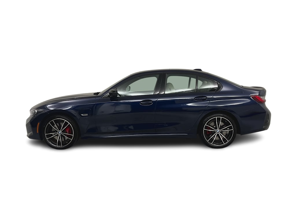 Thumbnail: 2023 BMW 3 Series - 3