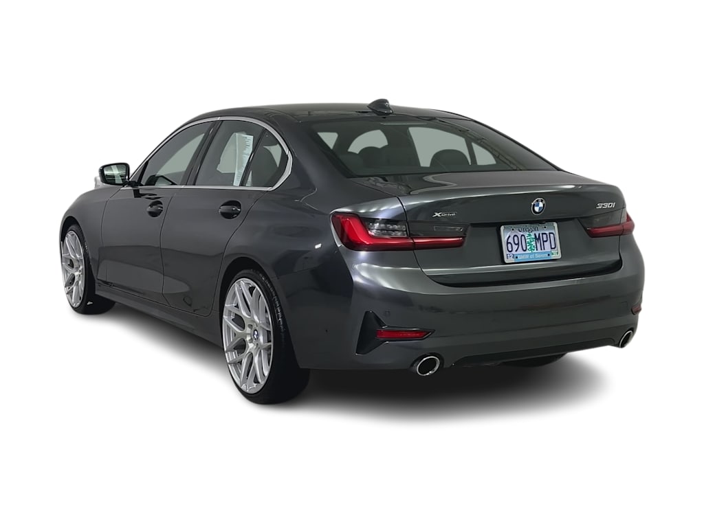Thumbnail: 2021 BMW 3 Series - 4