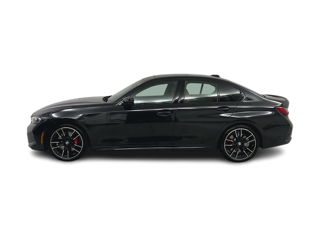 Thumbnail: 2026 BMW 3 Series - 3