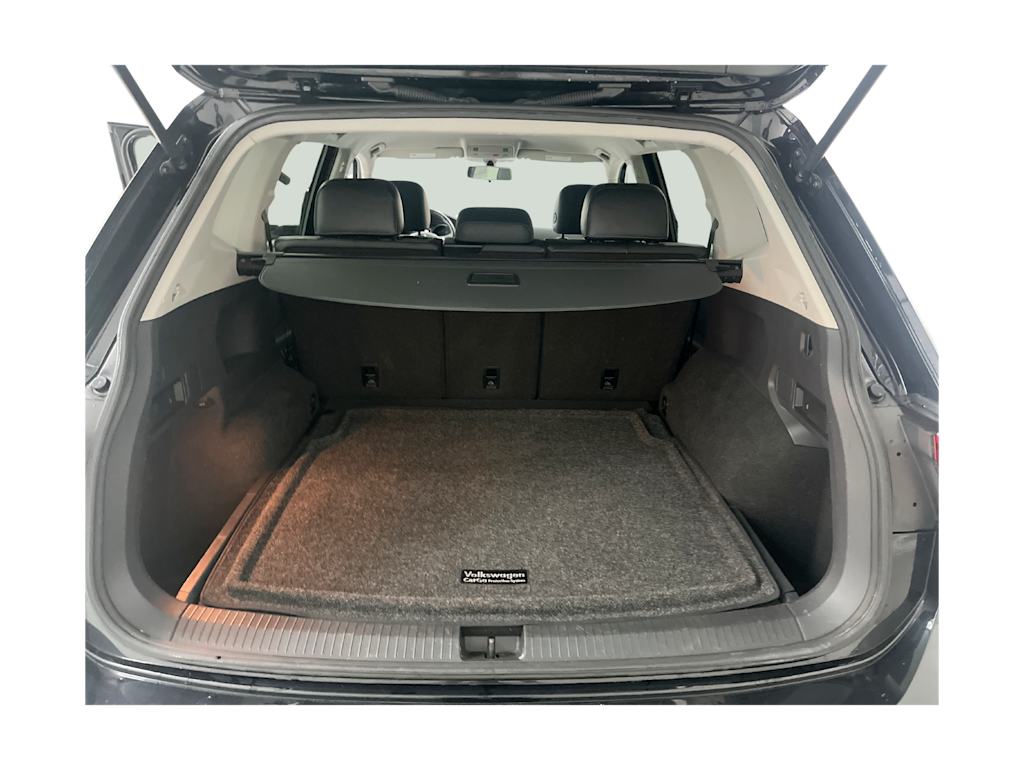 Thumbnail: 2018 Volkswagen Tiguan - 16