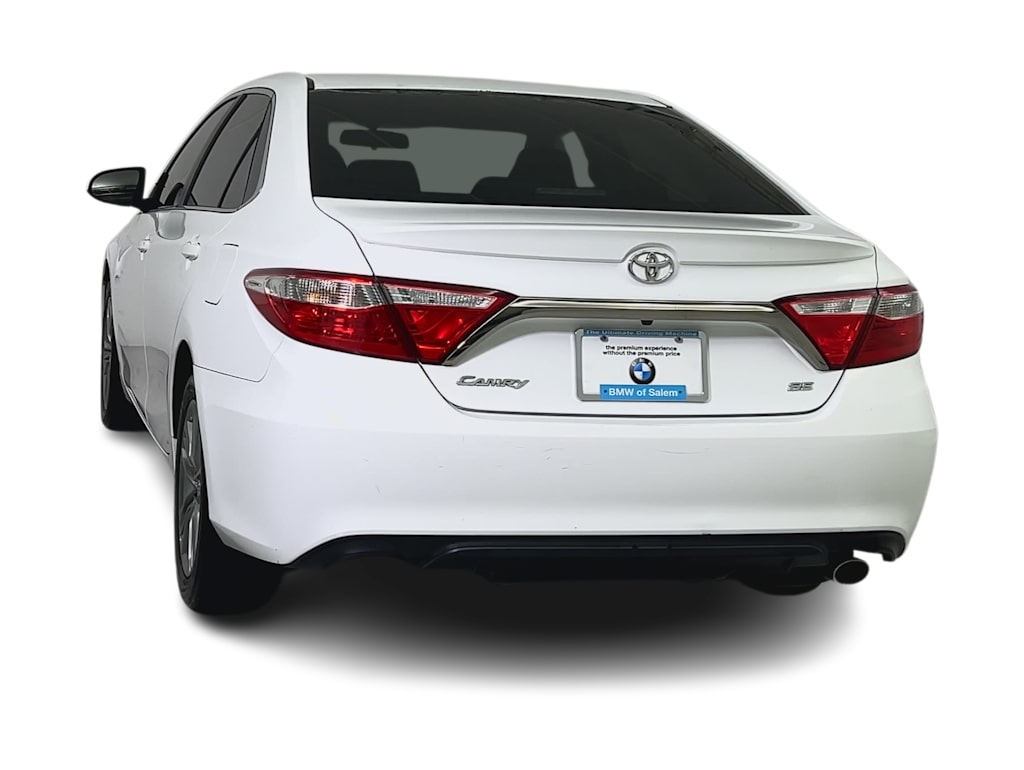 Thumbnail: 2016 Toyota Camry - 4