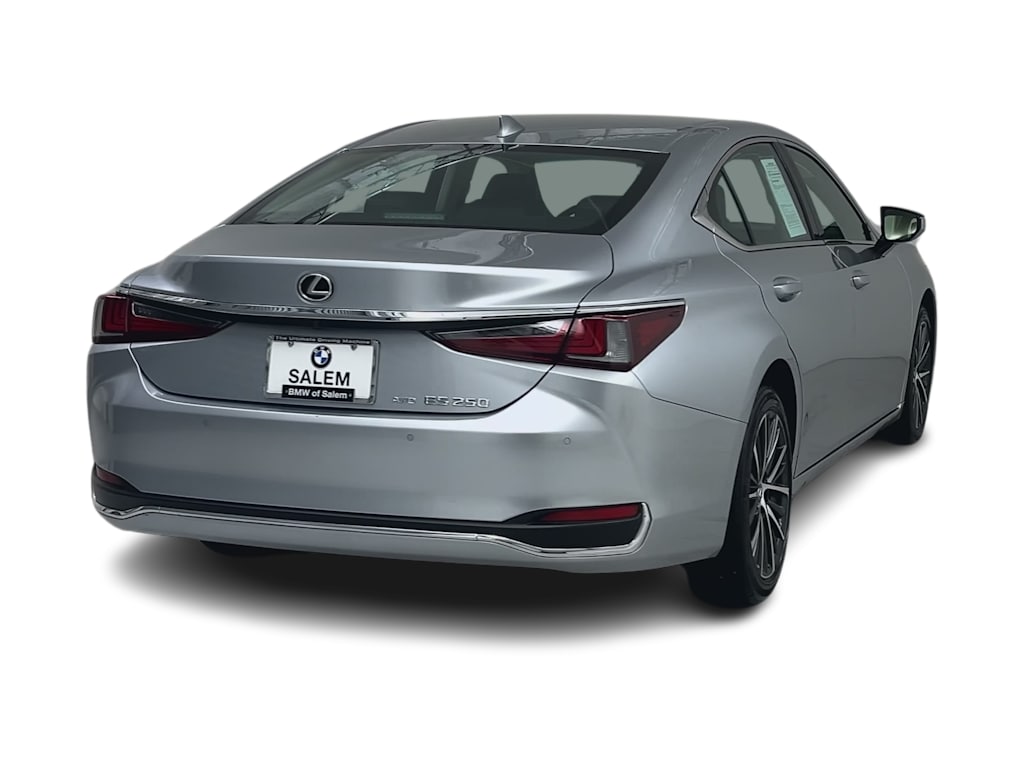 Thumbnail: 2024 Lexus ES - 18