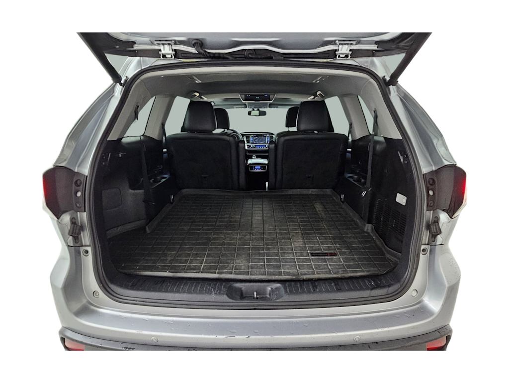 Thumbnail: 2016 Toyota Highlander - 18