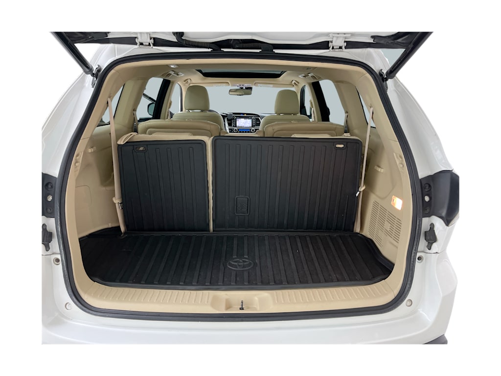 Thumbnail: 2014 Toyota Highlander - 15