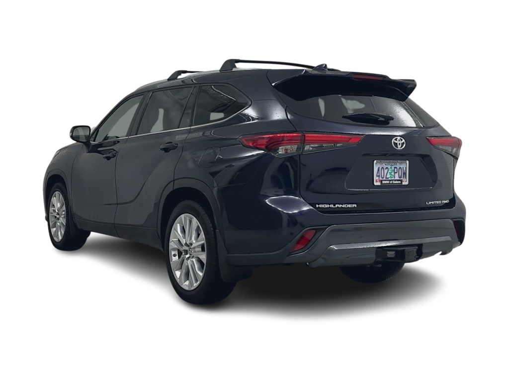 Thumbnail: 2021 Toyota Highlander - 4