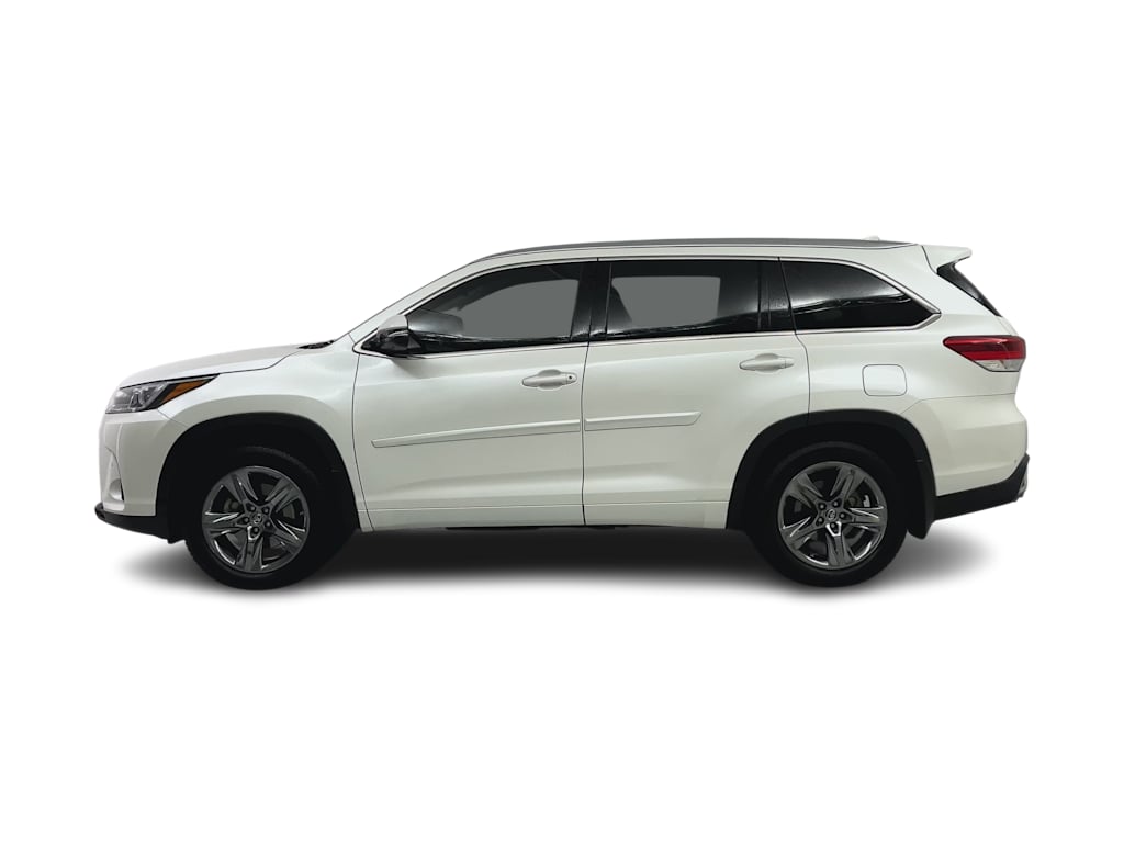 Thumbnail: 2017 Toyota Highlander - 18