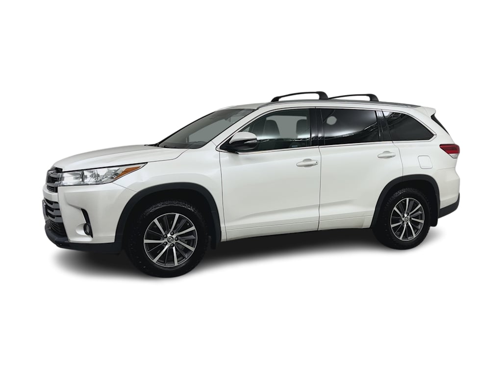 Thumbnail: 2017 Toyota Highlander - 18