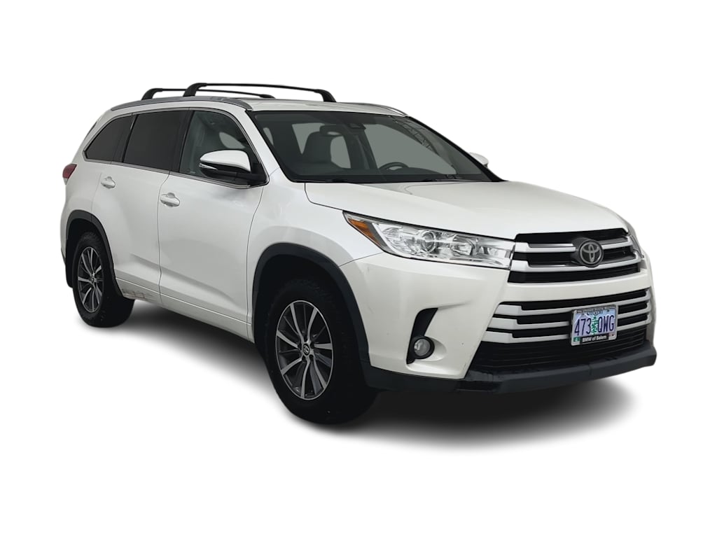 Thumbnail: 2017 Toyota Highlander - 19