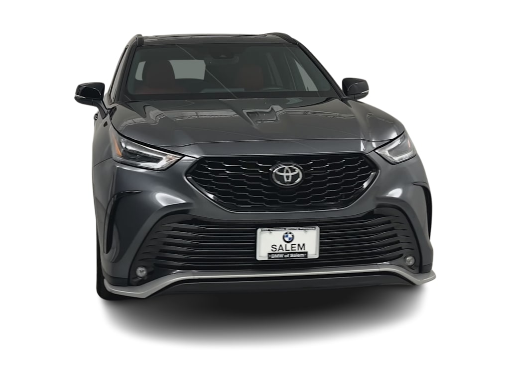 Thumbnail: 2023 Toyota Highlander - 19