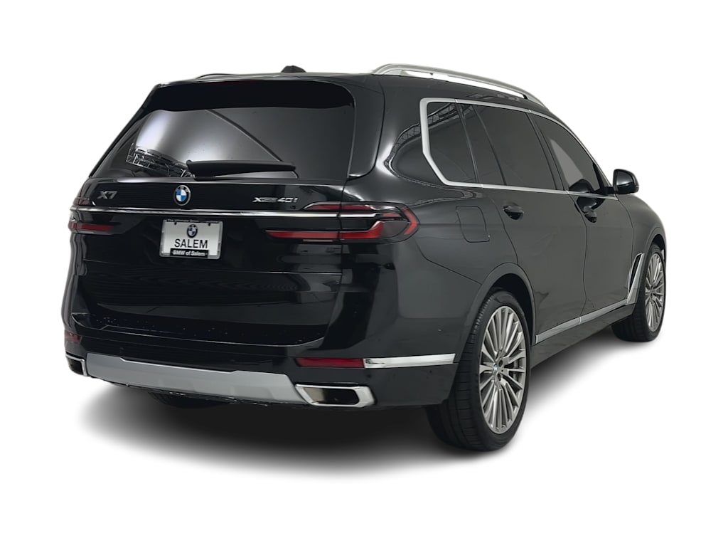 Thumbnail: 2023 BMW X7 - 21
