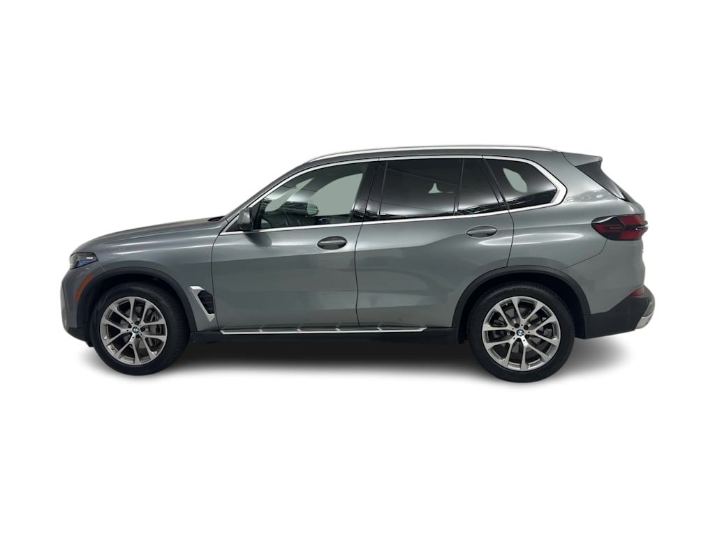 Thumbnail: 2024 BMW X5 - 16