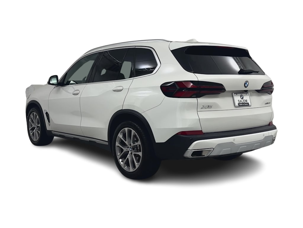 Thumbnail: 2024 BMW X5 - 17