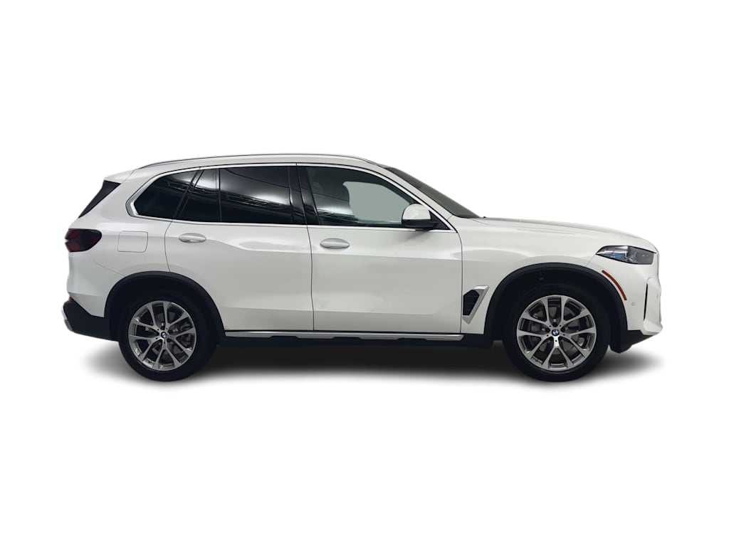 Thumbnail: 2024 BMW X5 - 14