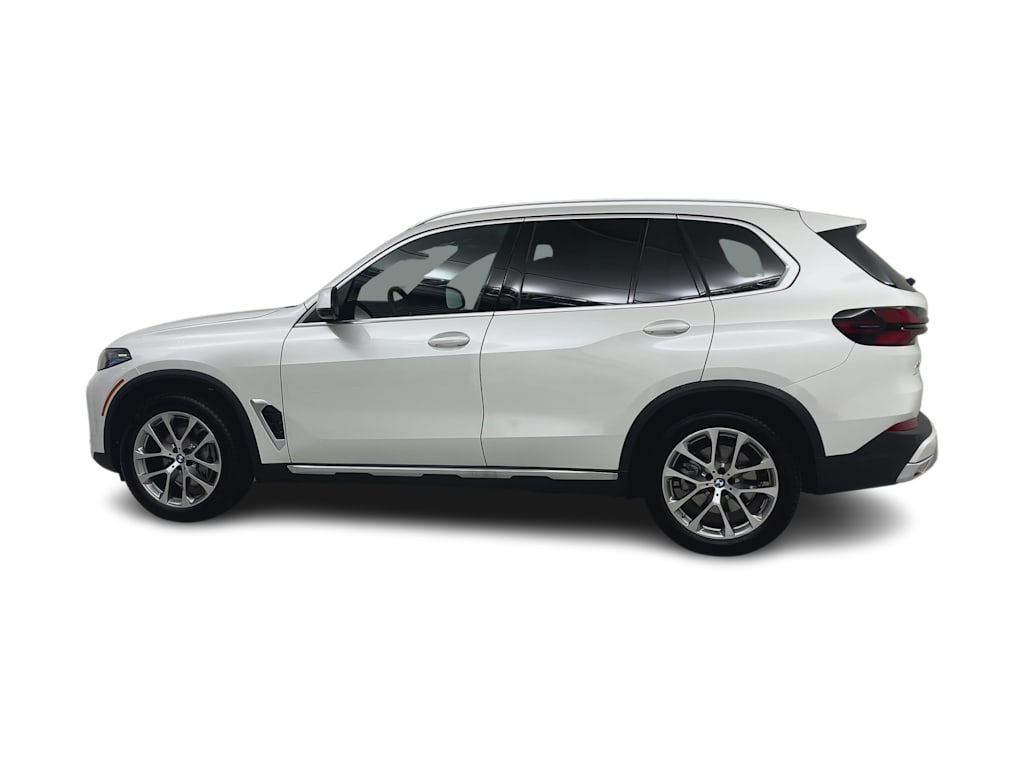 Thumbnail: 2026 BMW X5 - 3