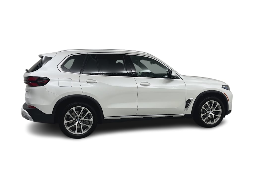 Thumbnail: 2026 BMW X5 - 22