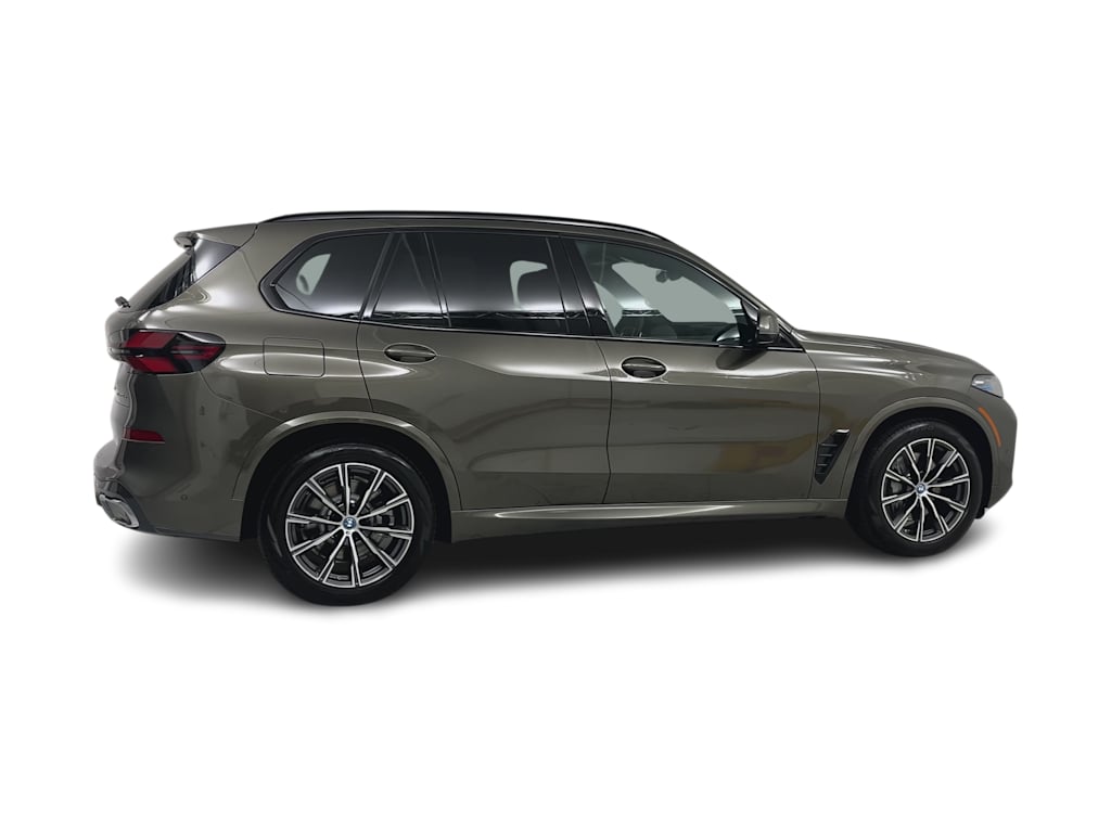 Thumbnail: 2025 BMW X5 - 22