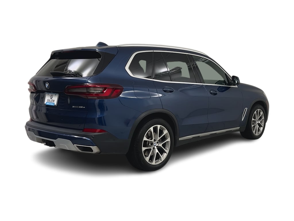 Thumbnail: 2021 BMW X5 - 21