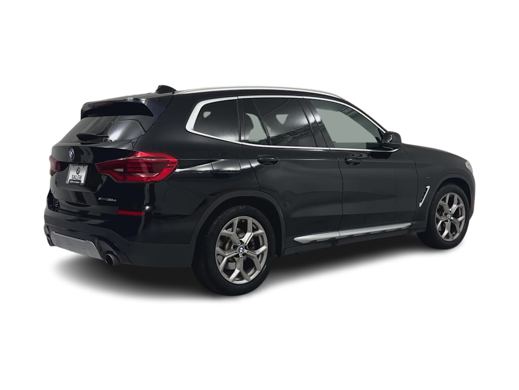 Thumbnail: 2021 BMW X3 - 17
