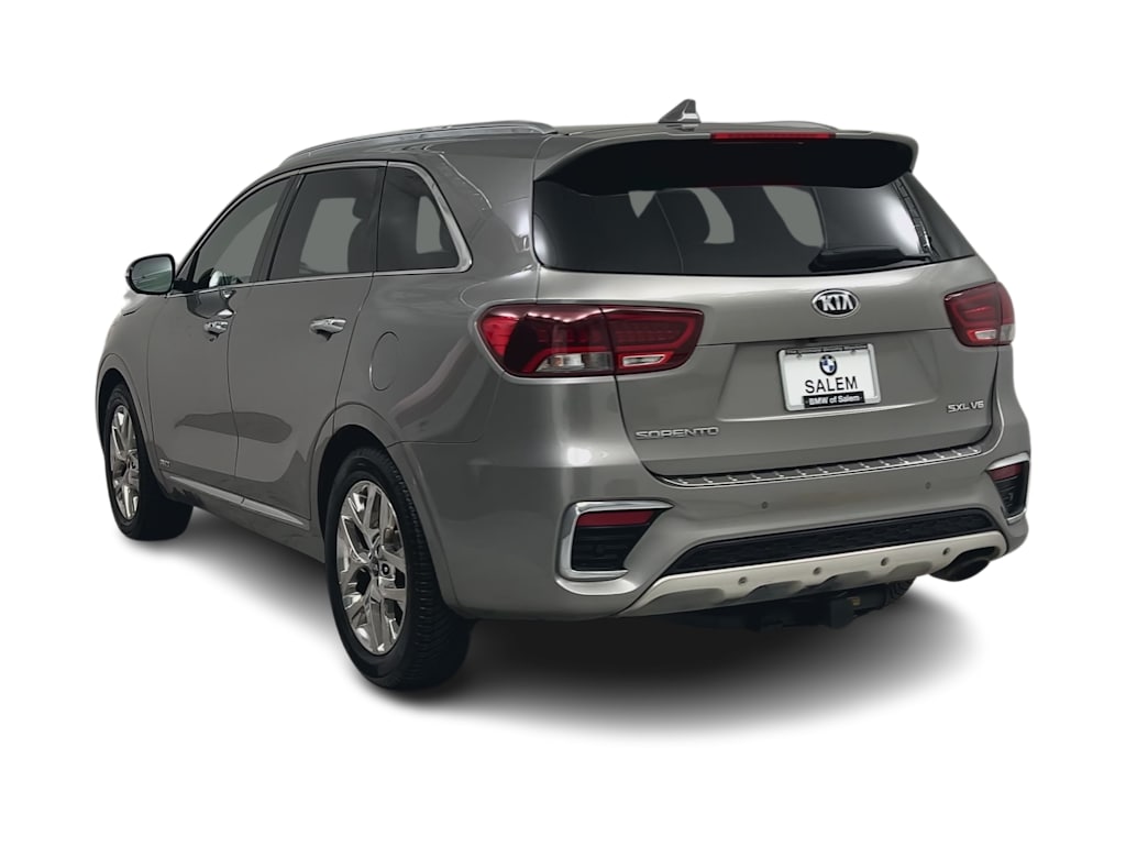 Thumbnail: 2019 Kia Sorento - 4