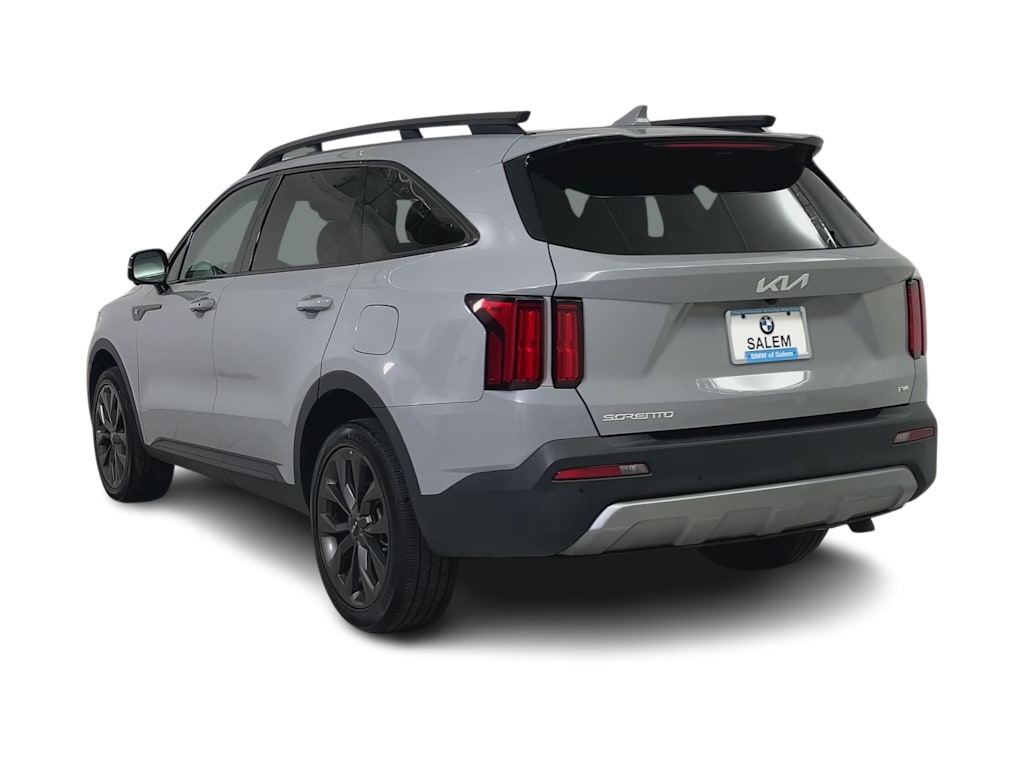 Thumbnail: 2023 Kia Sorento - 4