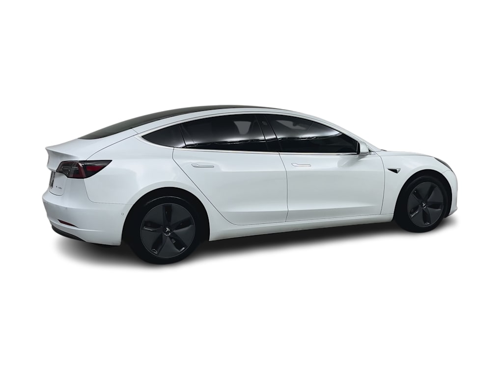 Thumbnail: 2018 Tesla Model 3 - 17