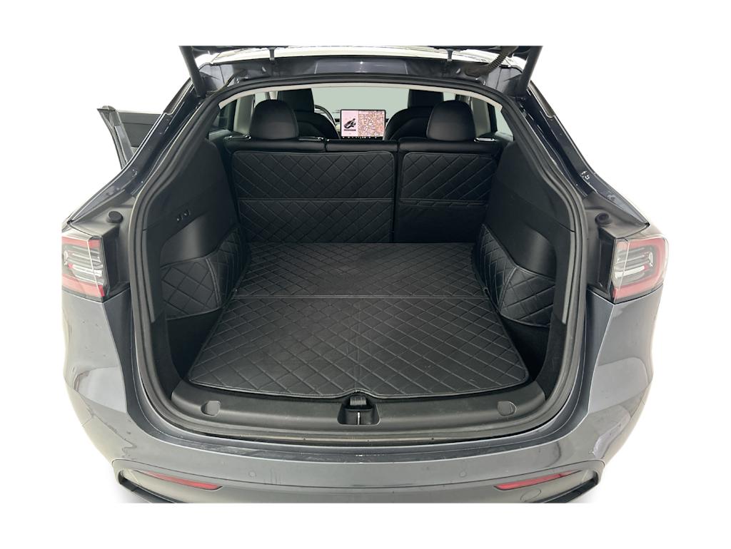 Thumbnail: 2022 Tesla Model Y - 14