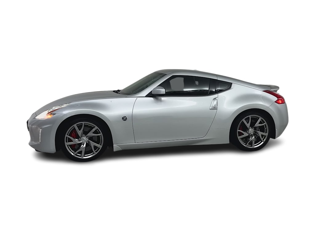 Thumbnail: 2013 Nissan Z - 17