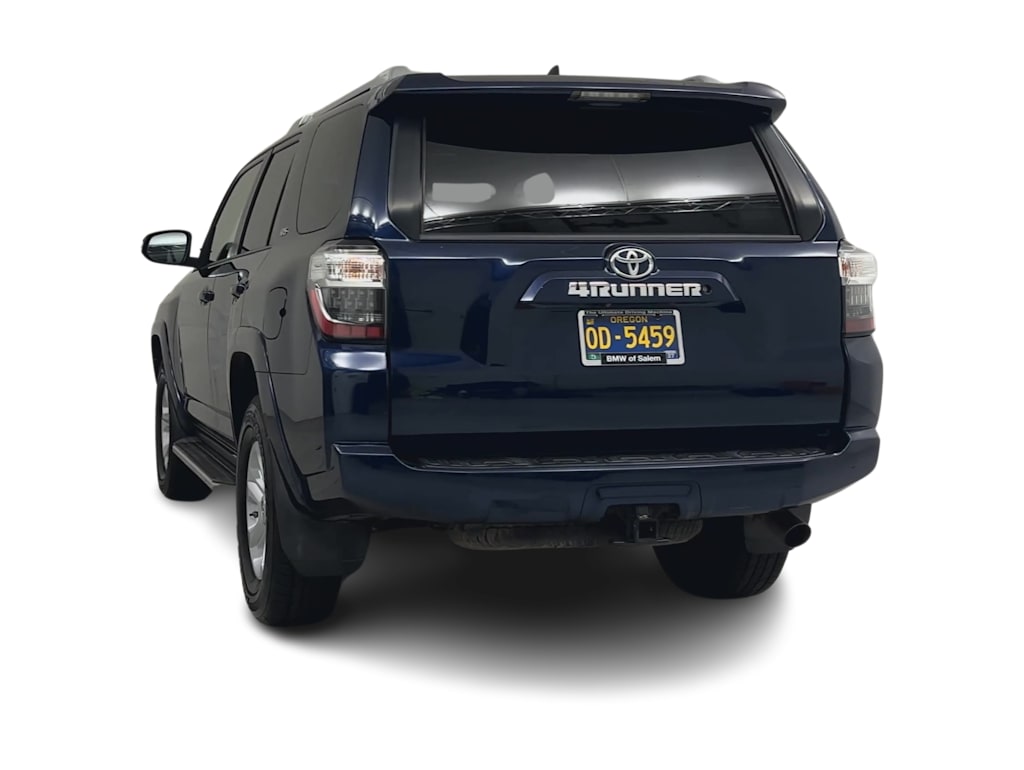 Thumbnail: 2017 Toyota 4Runner - 5