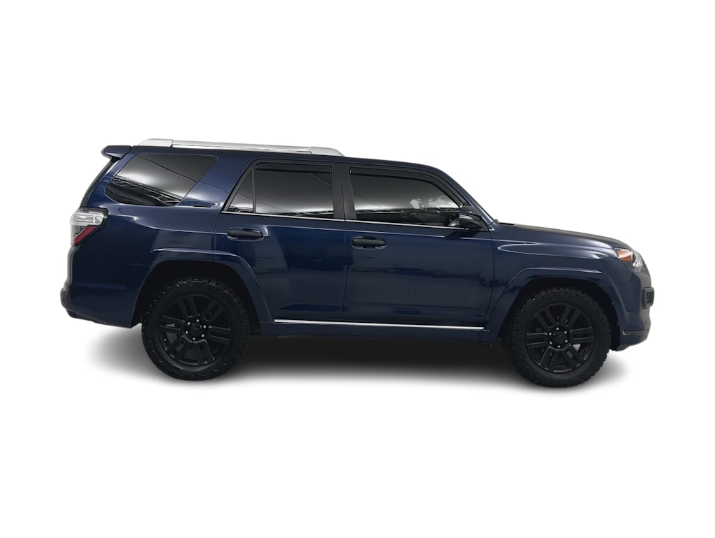 Thumbnail: 2018 Toyota 4Runner - 20