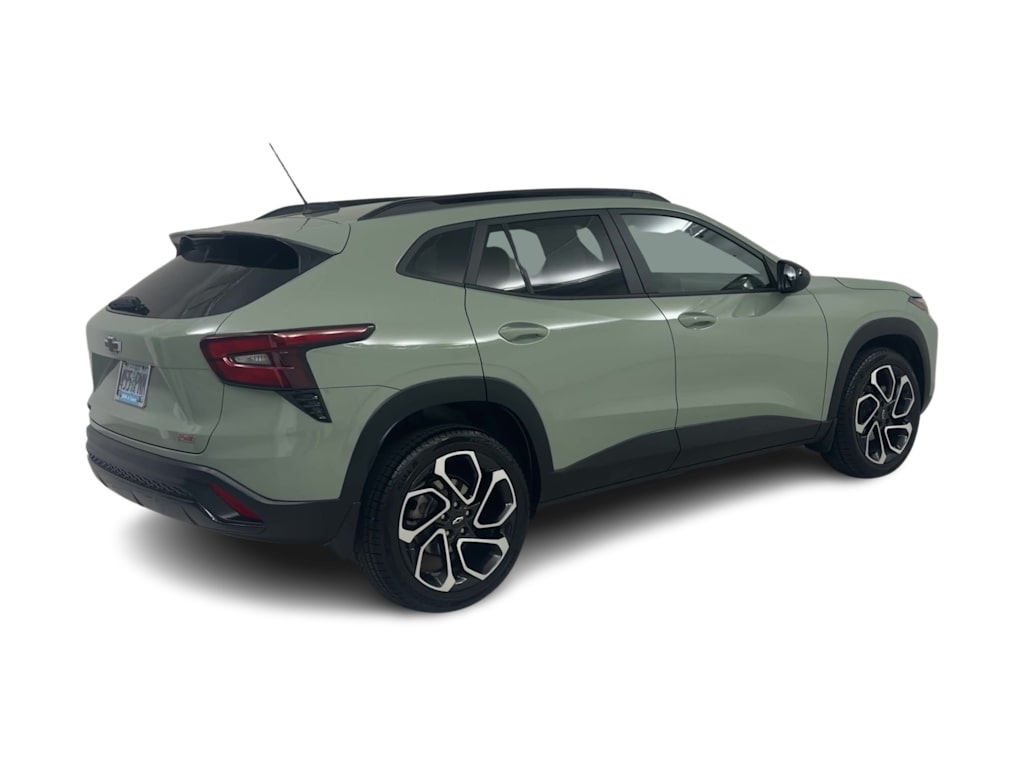 Thumbnail: 2024 Chevrolet Trax - 16