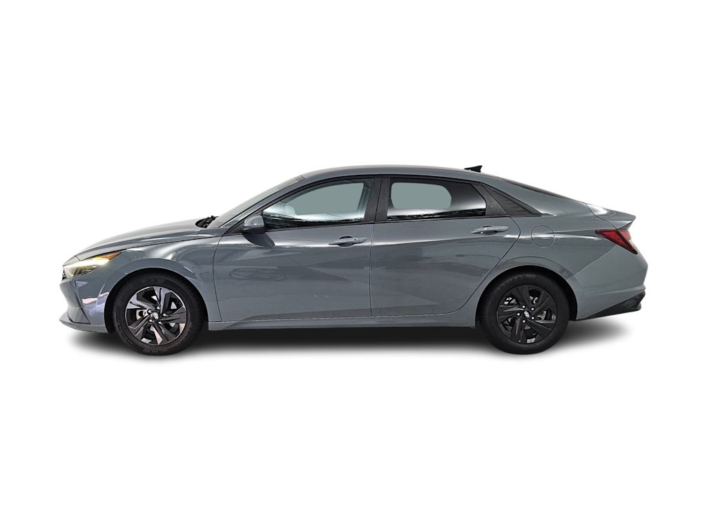 2021 Hyundai Elantra SEL 3