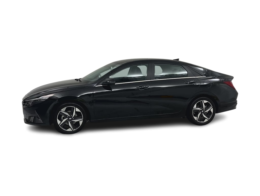 Thumbnail: 2023 Hyundai Elantra - 17
