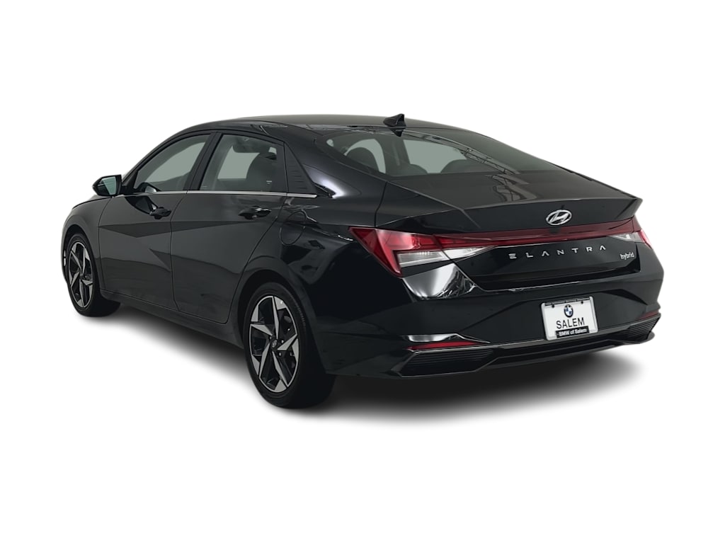 Thumbnail: 2023 Hyundai Elantra - 4