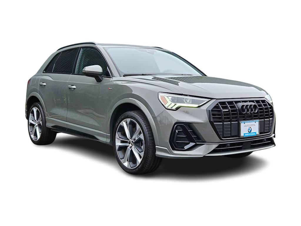 2022 Audi Q3 Premium Plus 24