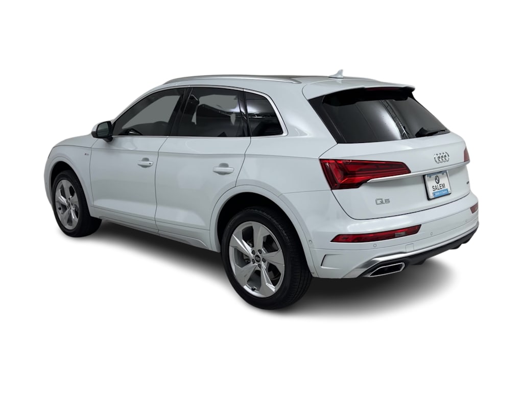 Thumbnail: 2023 Audi Q5 - 4