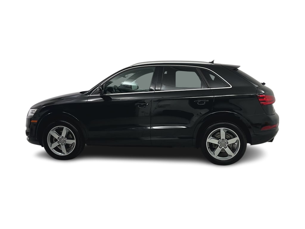 Thumbnail: 2015 Audi Q3 - 3