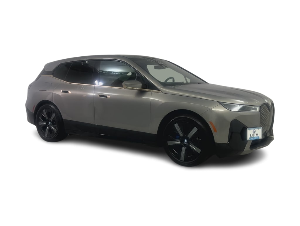 Thumbnail: 2023 BMW iX - 19