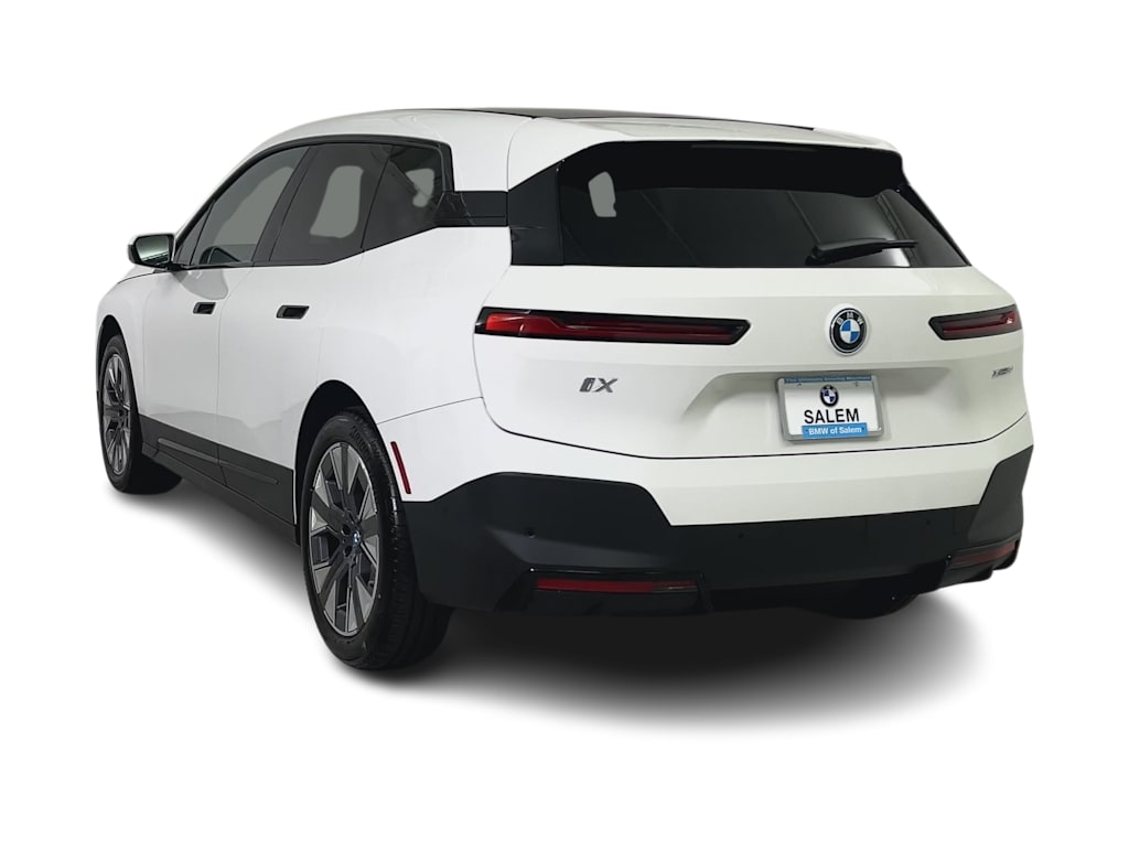 Thumbnail: 2024 BMW iX - 14