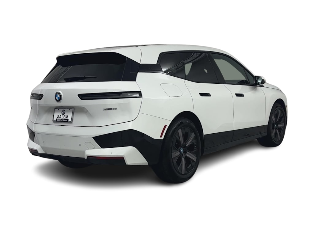 Thumbnail: 2024 BMW iX - 18