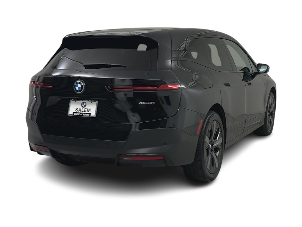 Thumbnail: 2023 BMW iX - 17