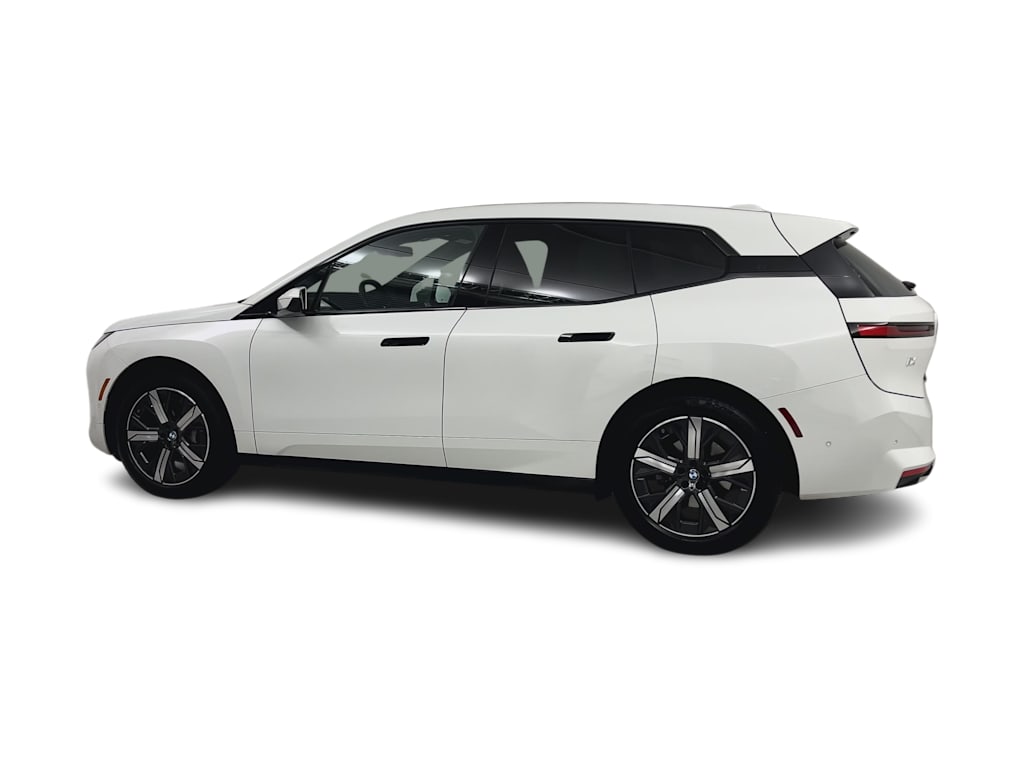 Thumbnail: 2026 BMW iX - 3