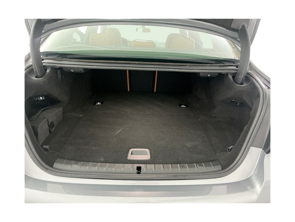 Thumbnail: 2023 BMW 5 Series - 14