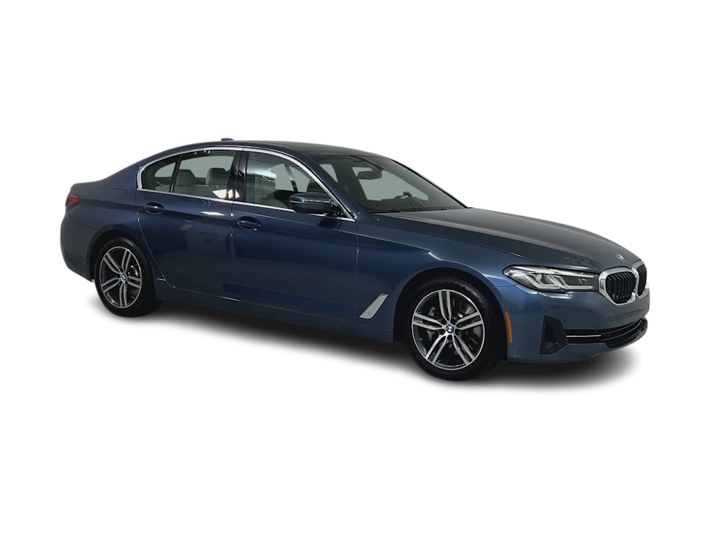 Thumbnail: 2023 BMW 5 Series - 18