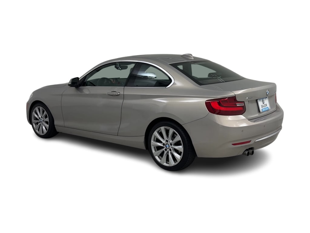 Thumbnail: 2016 BMW 2 Series - 4