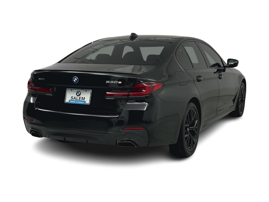 Thumbnail: 2023 BMW 5 Series - 15