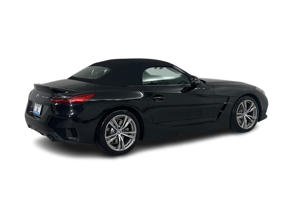 Thumbnail: 2024 BMW Z4 - 18